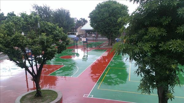 臺南大學附小籃球場